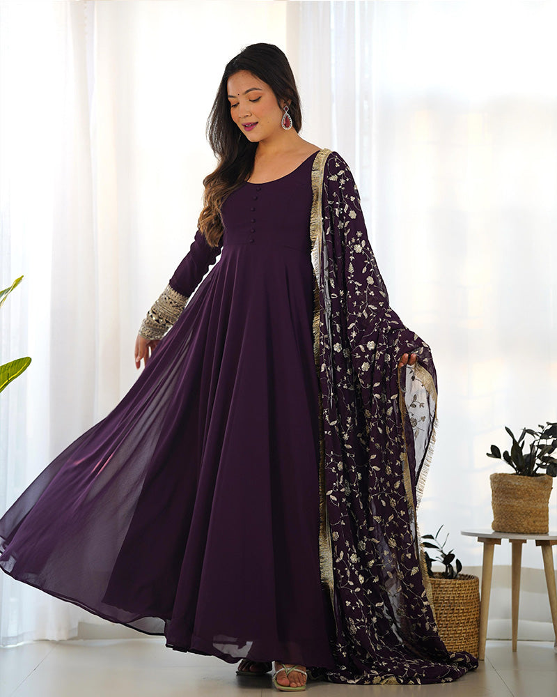 Jeetu Sri Yadav in Green Colour Printe Floor Length Two Piece Anarkali Suit