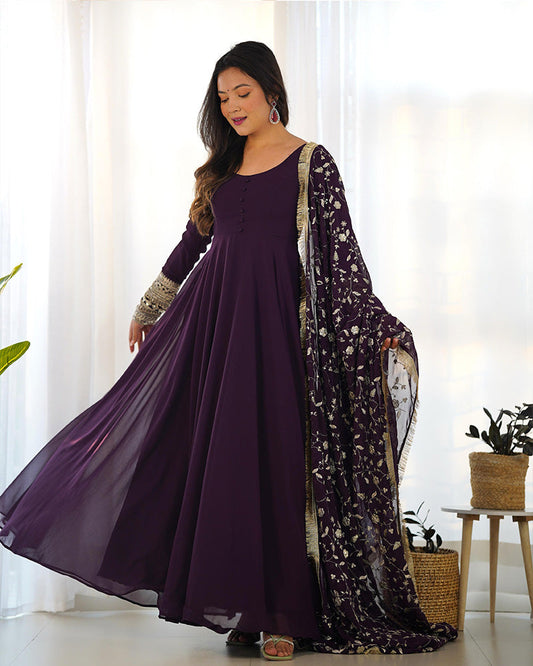 Jeetu Sri Yadav in Green Colour Printe Floor Length Two Piece Anarkali Suit